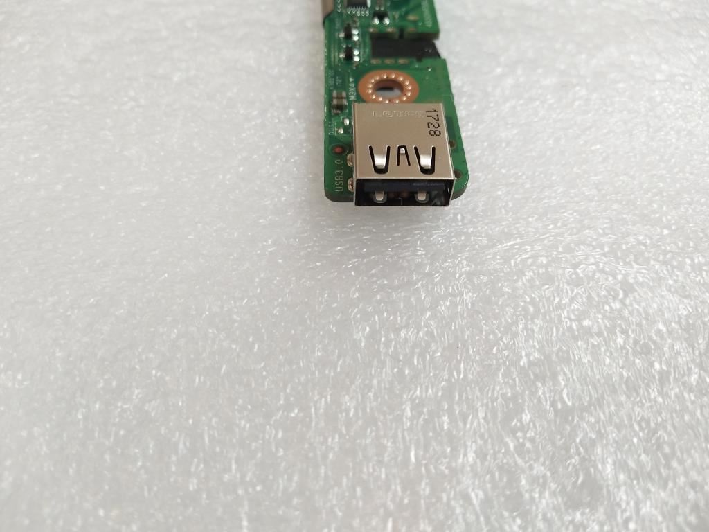Lenovo CARDPOP C AIO520 C4C5 KBLS IO Board 01LM251