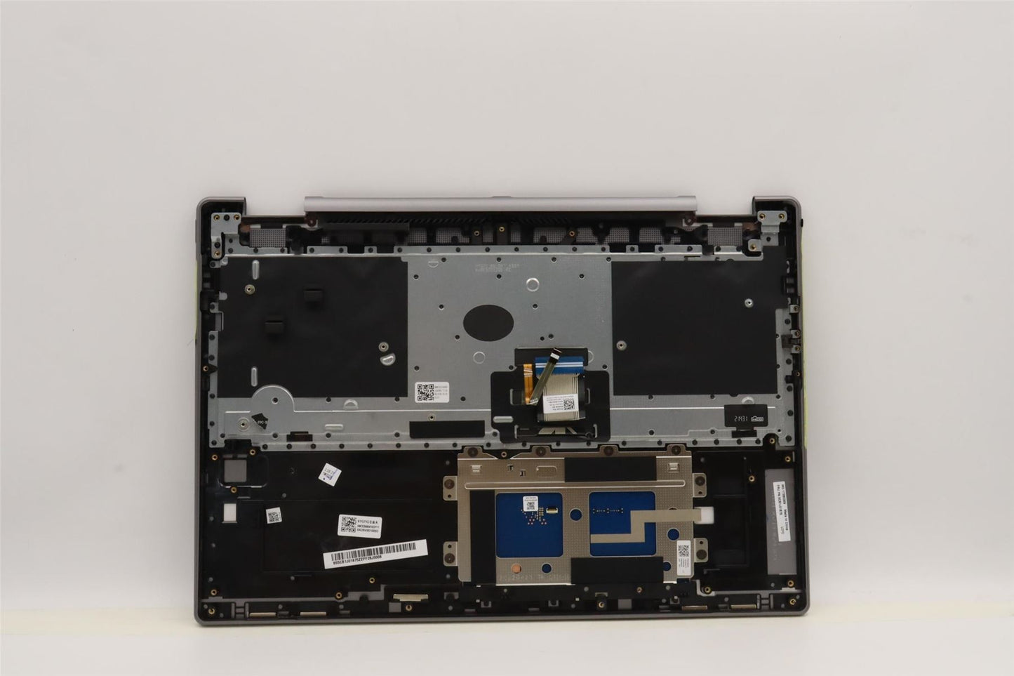 Lenovo Upper Case ASM_SPA L82QG NFPAG 5CB1J01875