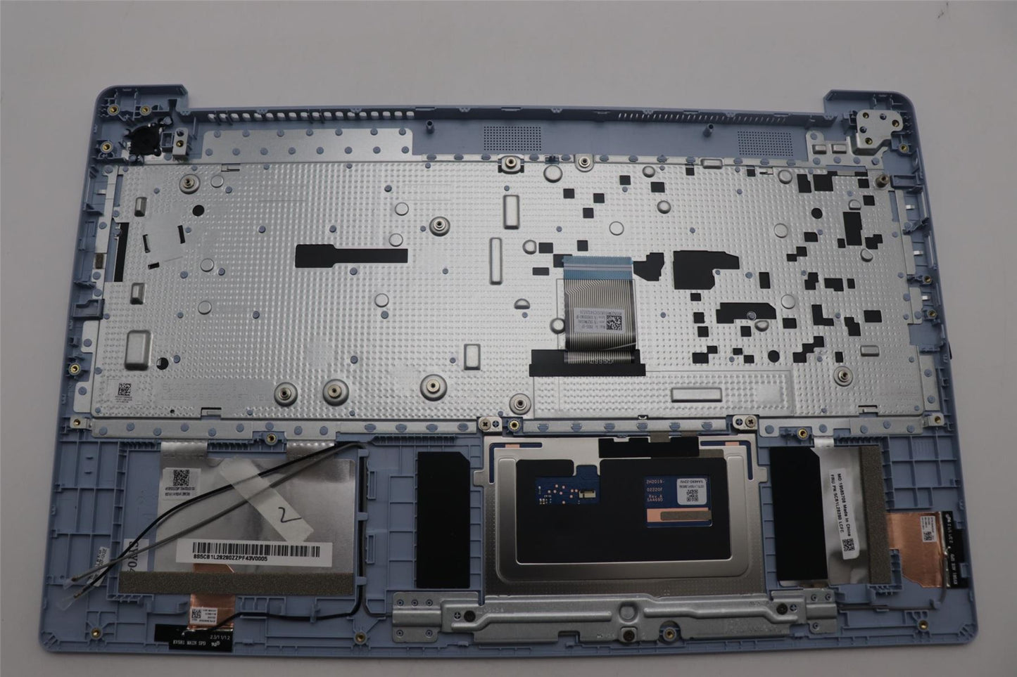 Lenovo Upper Case ASM_SPA L82XQ FB NBL 5CB1L28280
