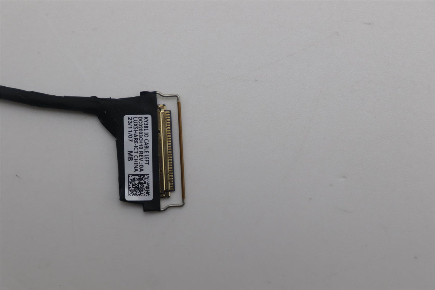 Lenovo CABLE L 83FF IO/B left LUX 5C10S31081