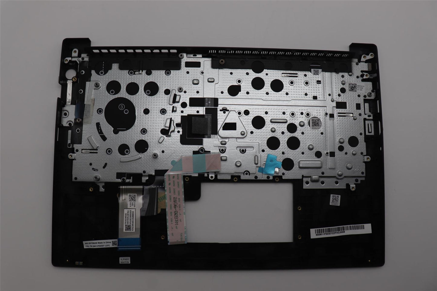 Lenovo MECH_ASM FRU DEN BL (TRI) UK BK 5M11P32333