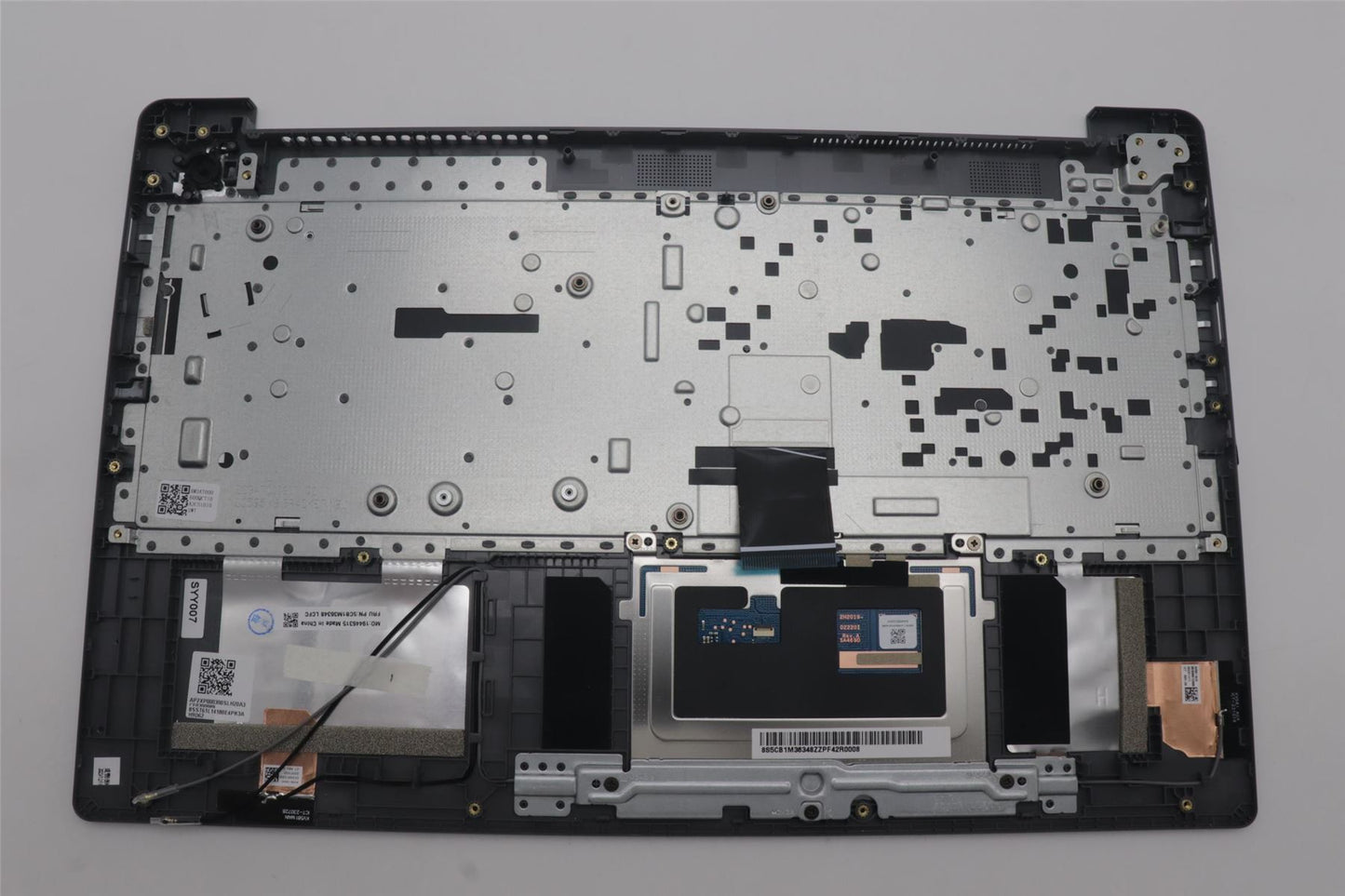 Lenovo IdeaPad 3 15IAH8 Palmrest Cover Touchpad Keyboard Ukrainian 5CB1M36348