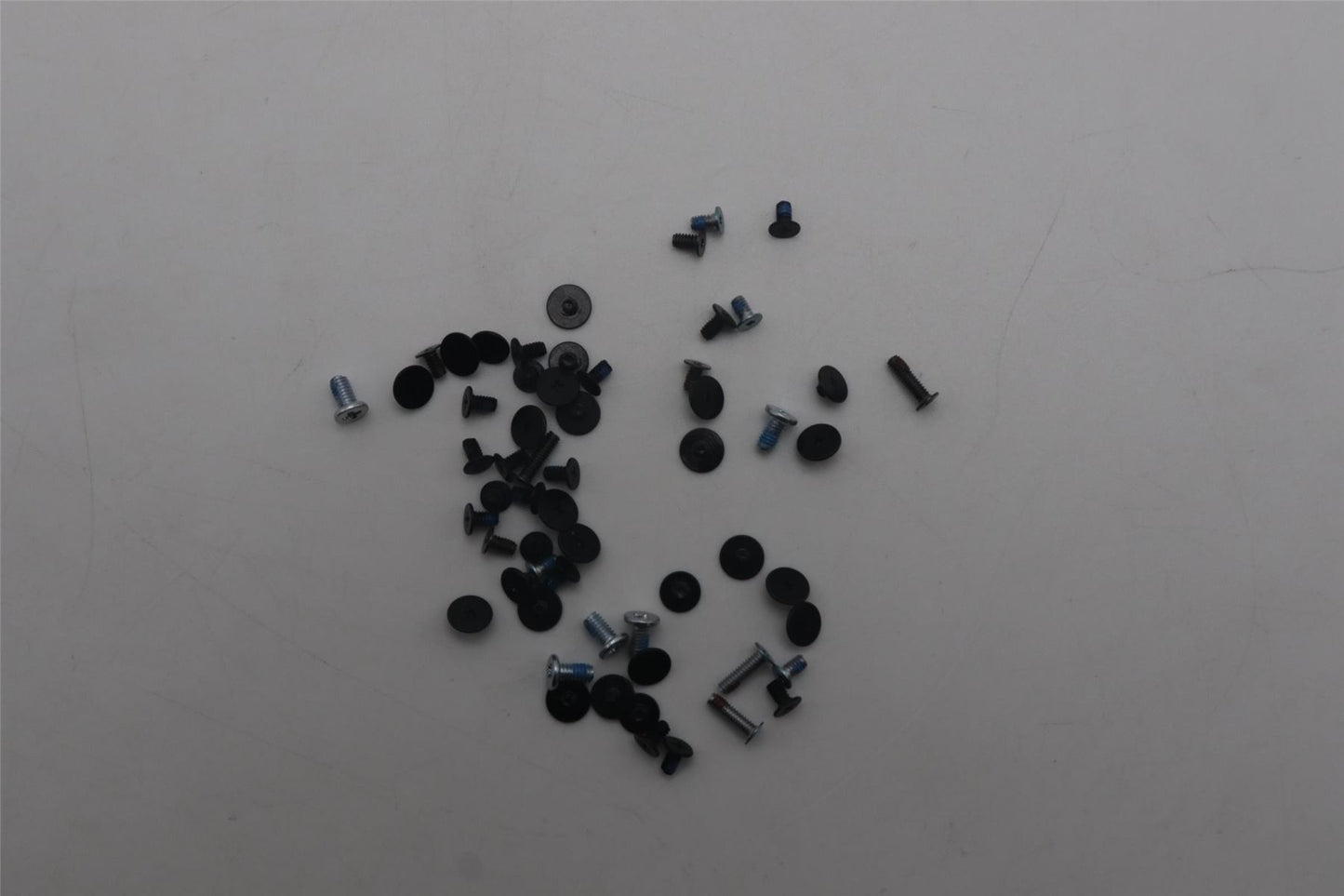 Lenovo SCREW Screw pack H 83D2 5S10S35631