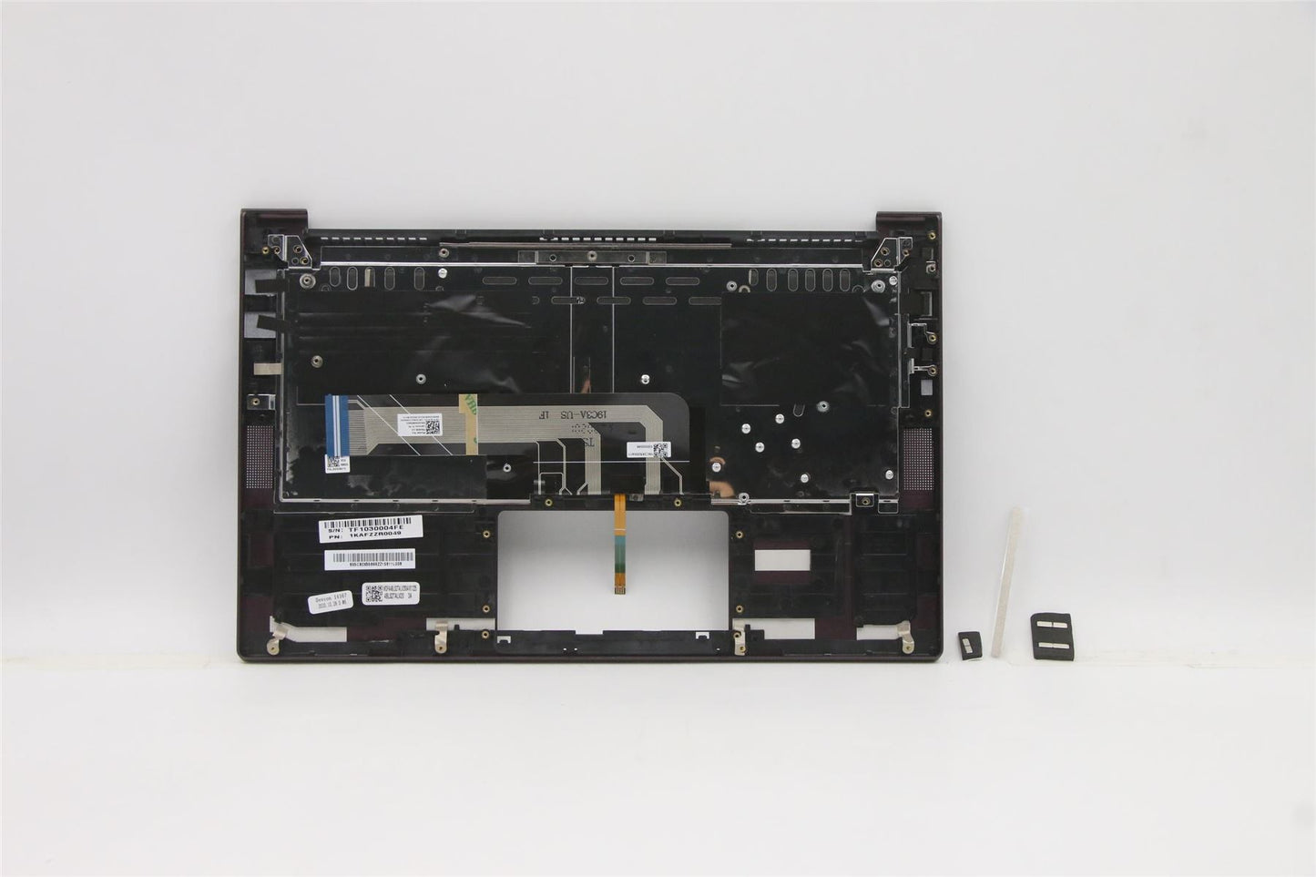 Lenovo Upper Case ASM_US INTE Q82A1 OC 5CB0X55899
