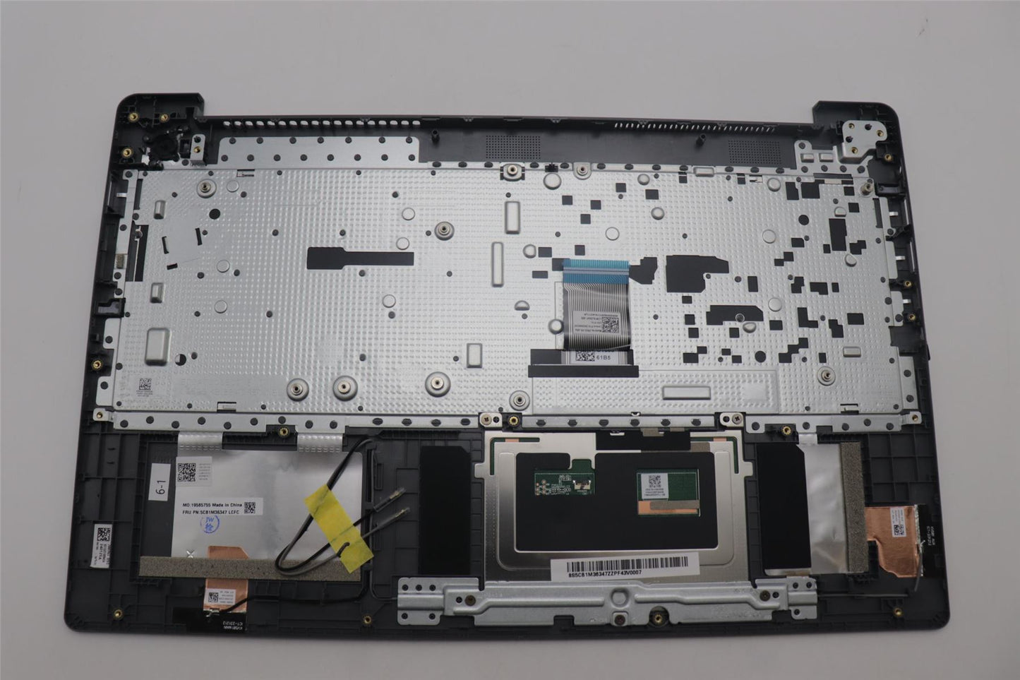Lenovo IdeaPad 3 15IAH8 Palmrest Cover Touchpad Keyboard Arctic Grey 5CB1M36347