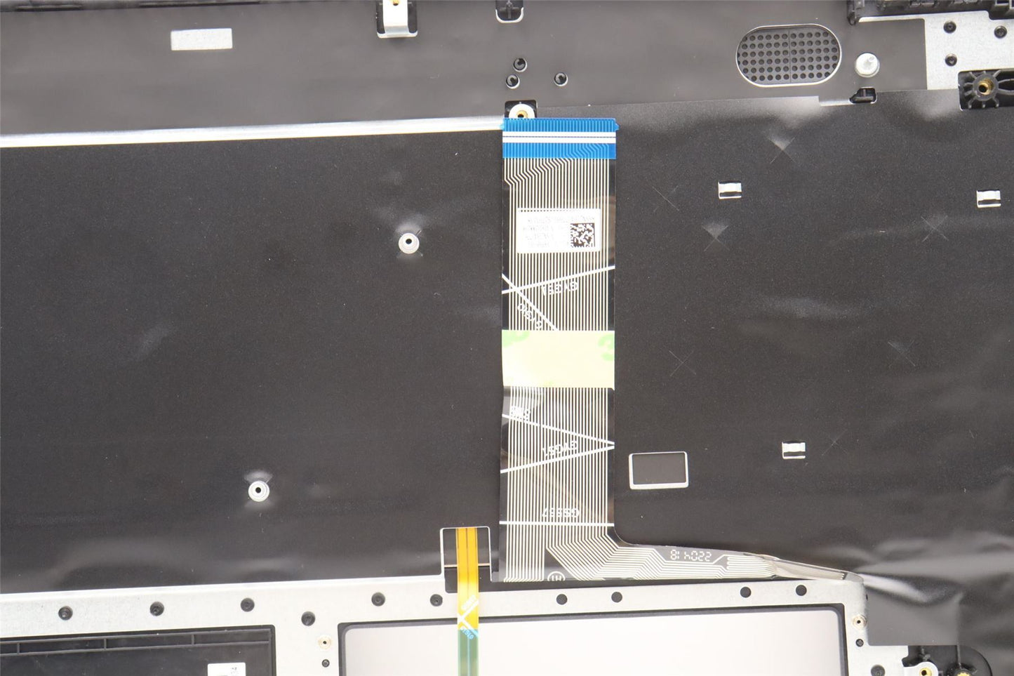 Lenovo IdeaPad 5 16IAU7 Keyboard Palmrest Top Cover Hungarian 5CB1H80902