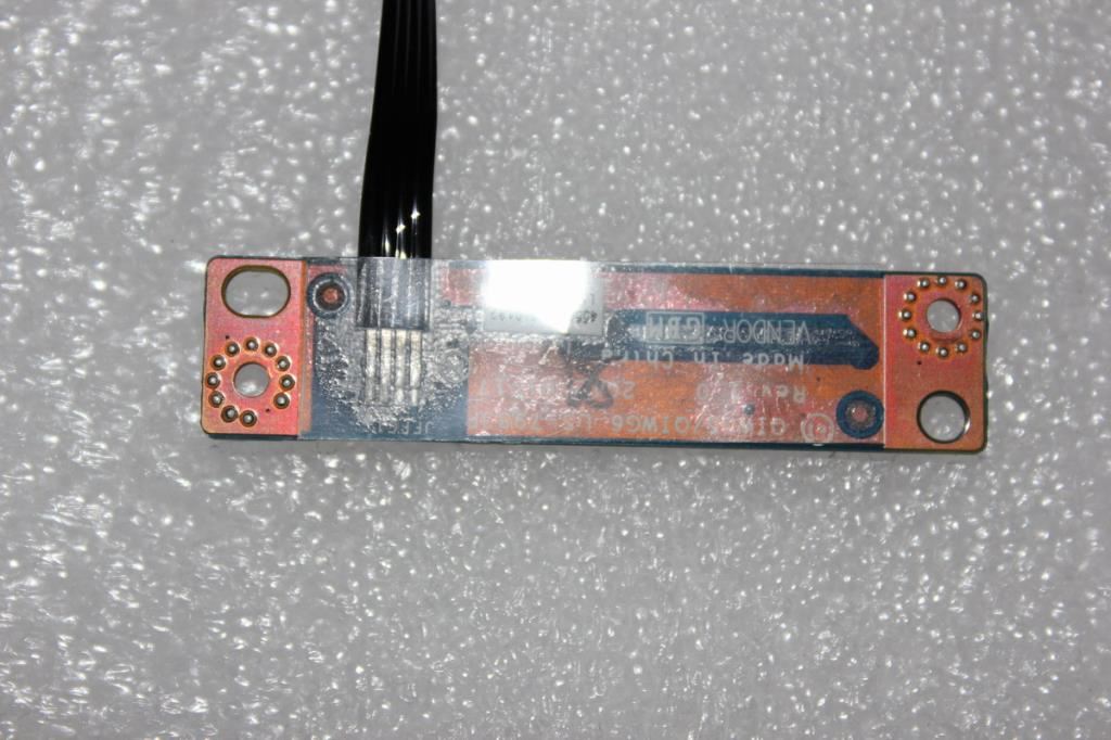 Lenovo QIWG5 DIS W/Cable Power Board 90200426