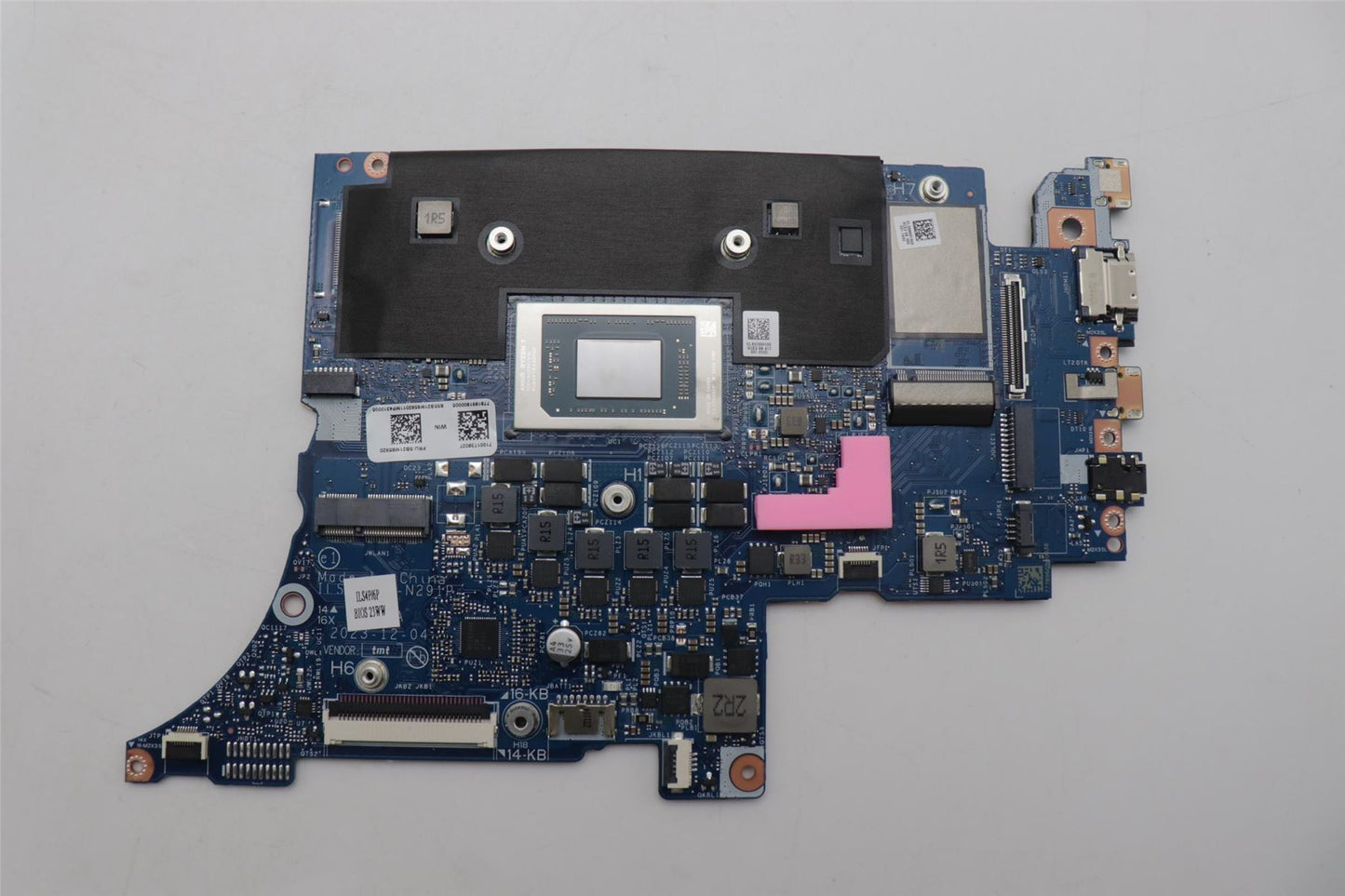 Lenovo C83DB WIN R5HPTHS 16G O FIR RM 5B21M85920