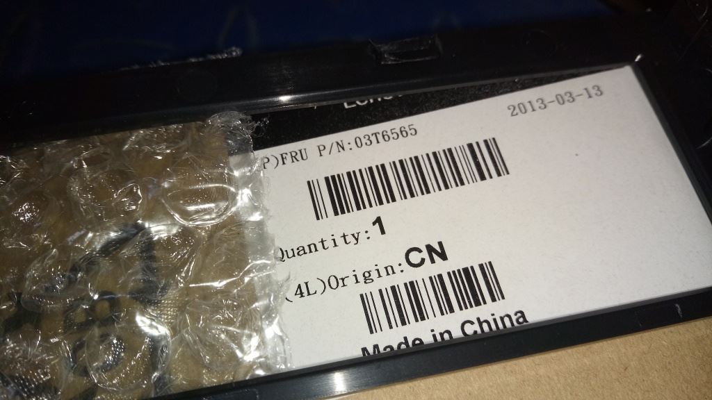 Lenovo FRU,Bezel for removal HDD.31 HDD Board 03T6565