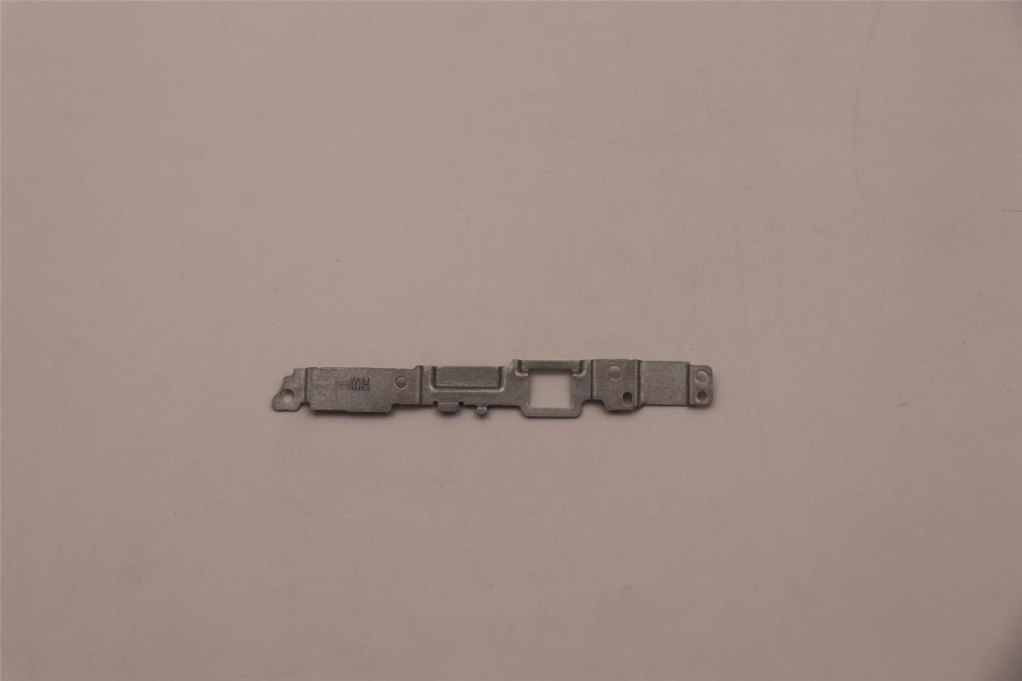 Lenovo FRU BRACKET IO L_Fenrir 5B40Z68841