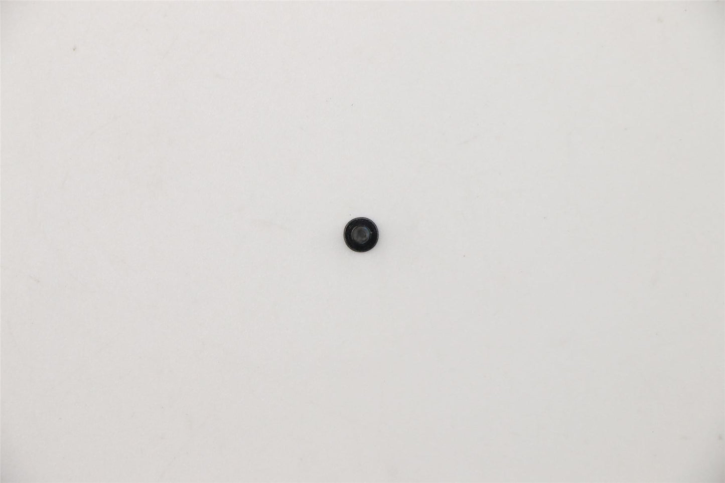 Lenovo 5S10S35209 SCREW SCREW L 82AW M20L070D46T08BNLK10