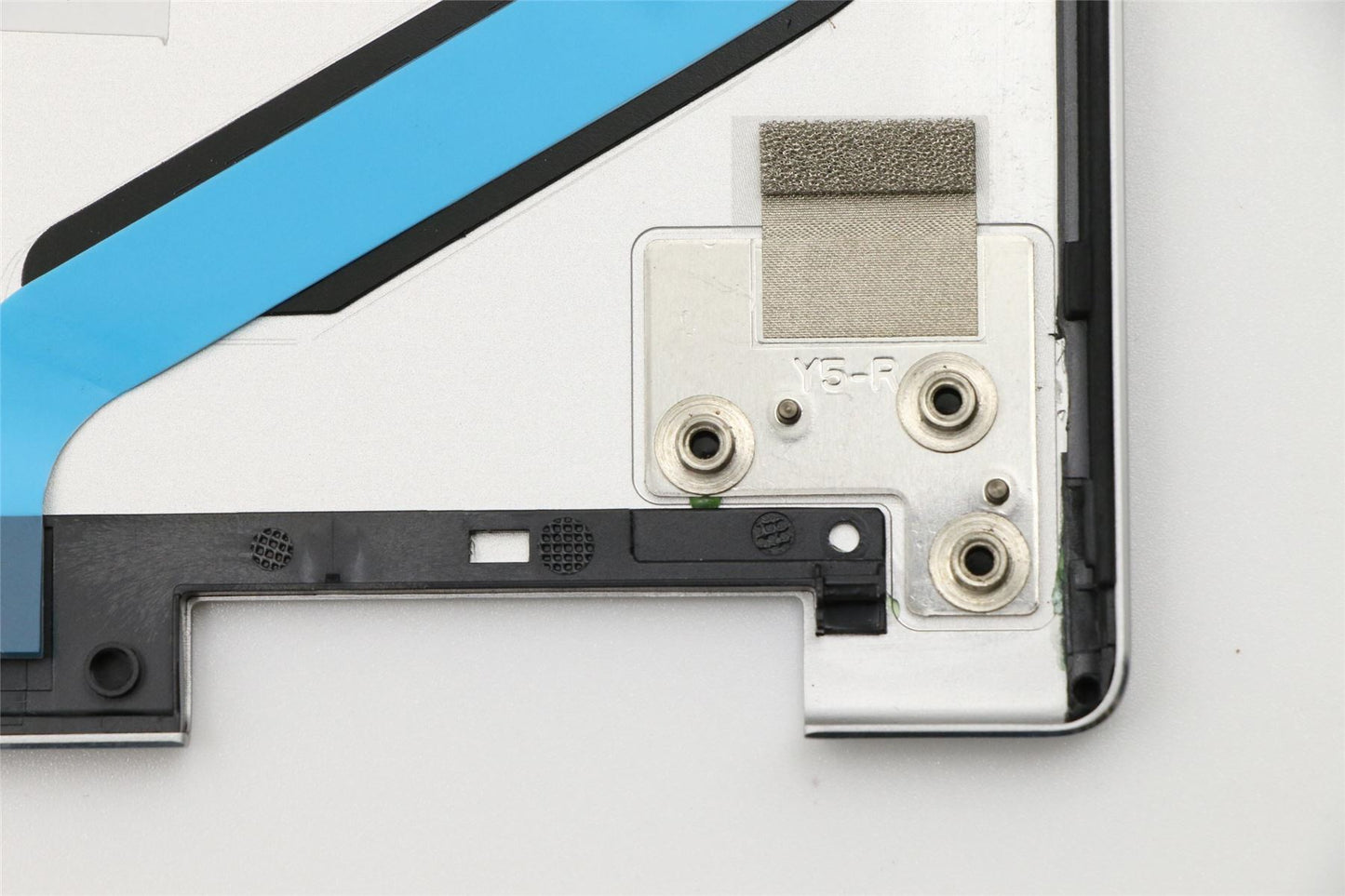 Lenovo Yoga 720-15IKB LCD Cover Rear Back Housing Silver 5CB0N67812