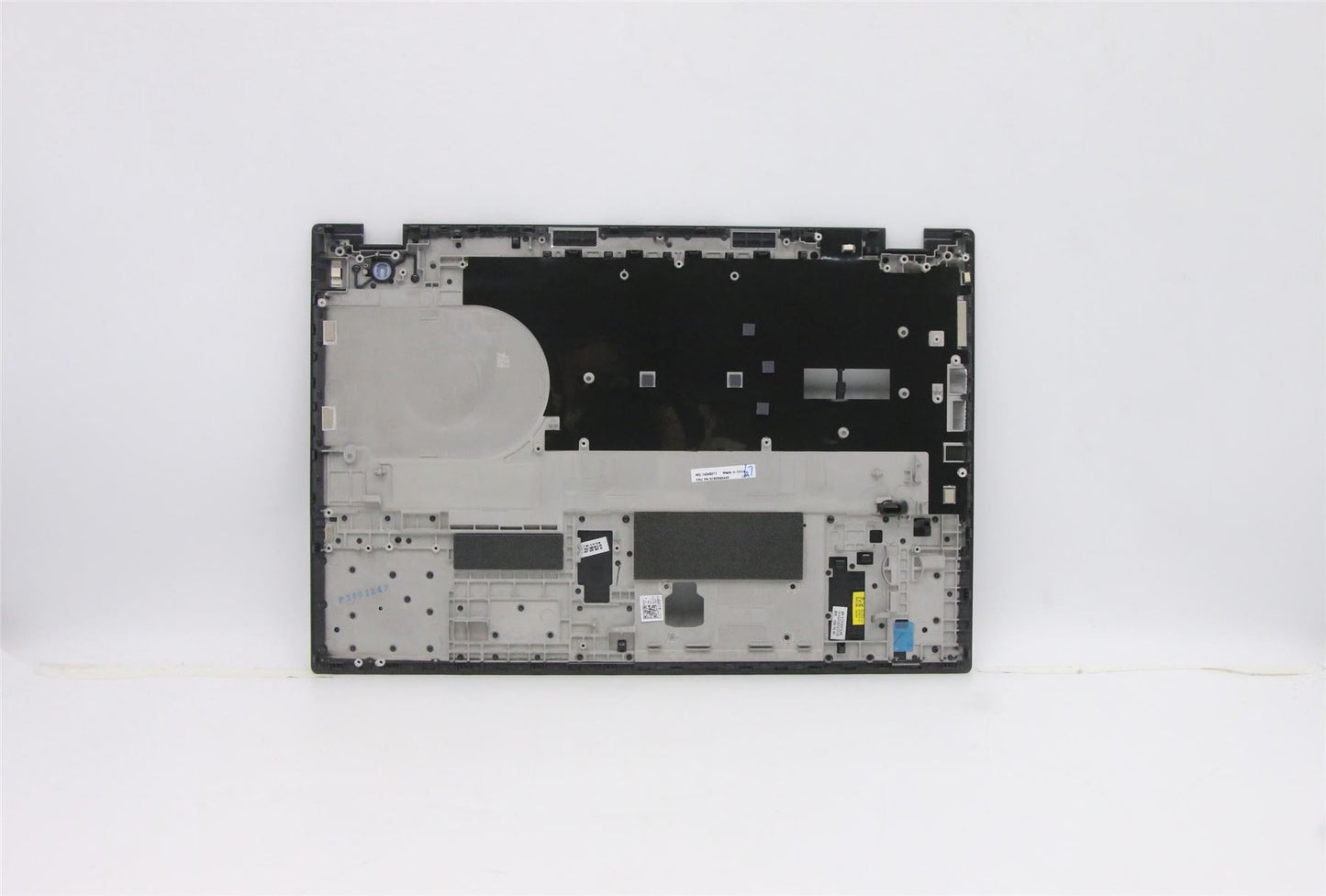 Lenovo FRU T15 C COV SUB ASSY WO FPR UHD 5CB0S95440