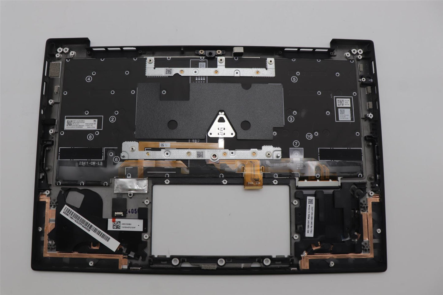 Lenovo MECH_ASM GRP_KBD_BZL_EST_WW_DB_LTN 5M11N61200