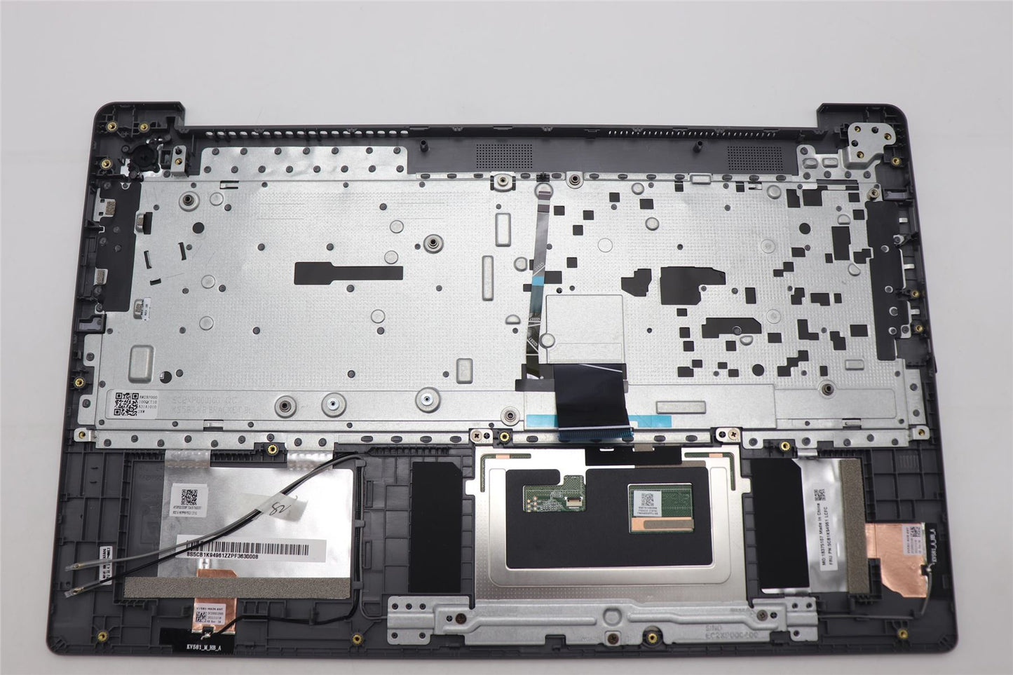 Lenovo IdeaPad 3 15IAN8 Palmrest Cover Touchpad Keyboard Nordic 5CB1K94961