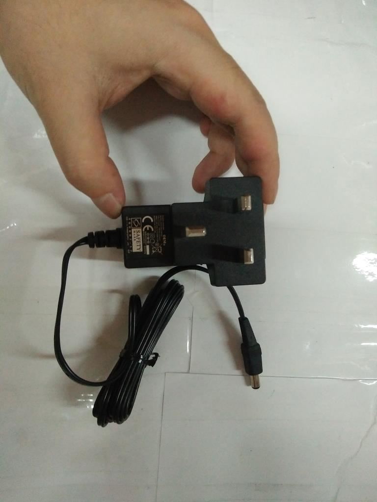 Lenovo FRU AC Charger Adapter 57Y4321