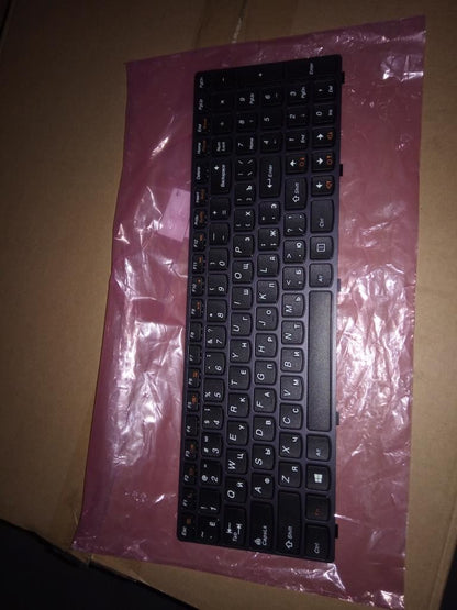 Lenovo DFT4TQ Russian101KeyGrey frame KBD W8 Keyboard 25209673