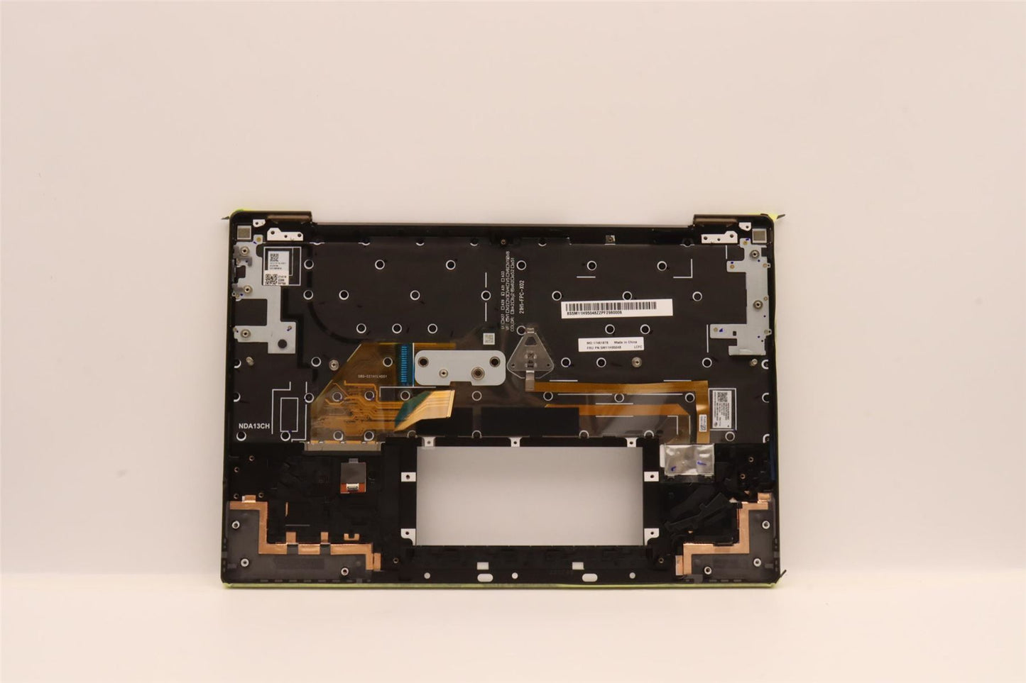 Lenovo ThinkPad Z13 Gen 1 Keyboard Palmrest Top Cover Italian Black 5M11H95048