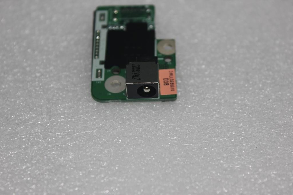 Lenovo LL5C WO/SERIAL Serial DC-In Board 31051585