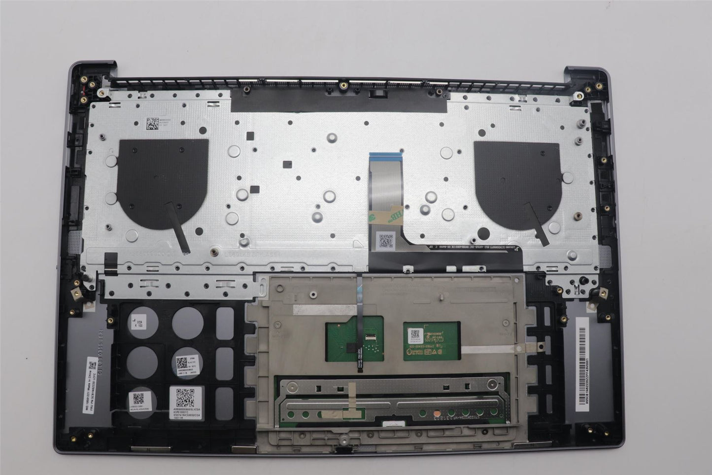 Lenovo Upper Case ASM_BEL L 83DNLG PS 5CB1N62220