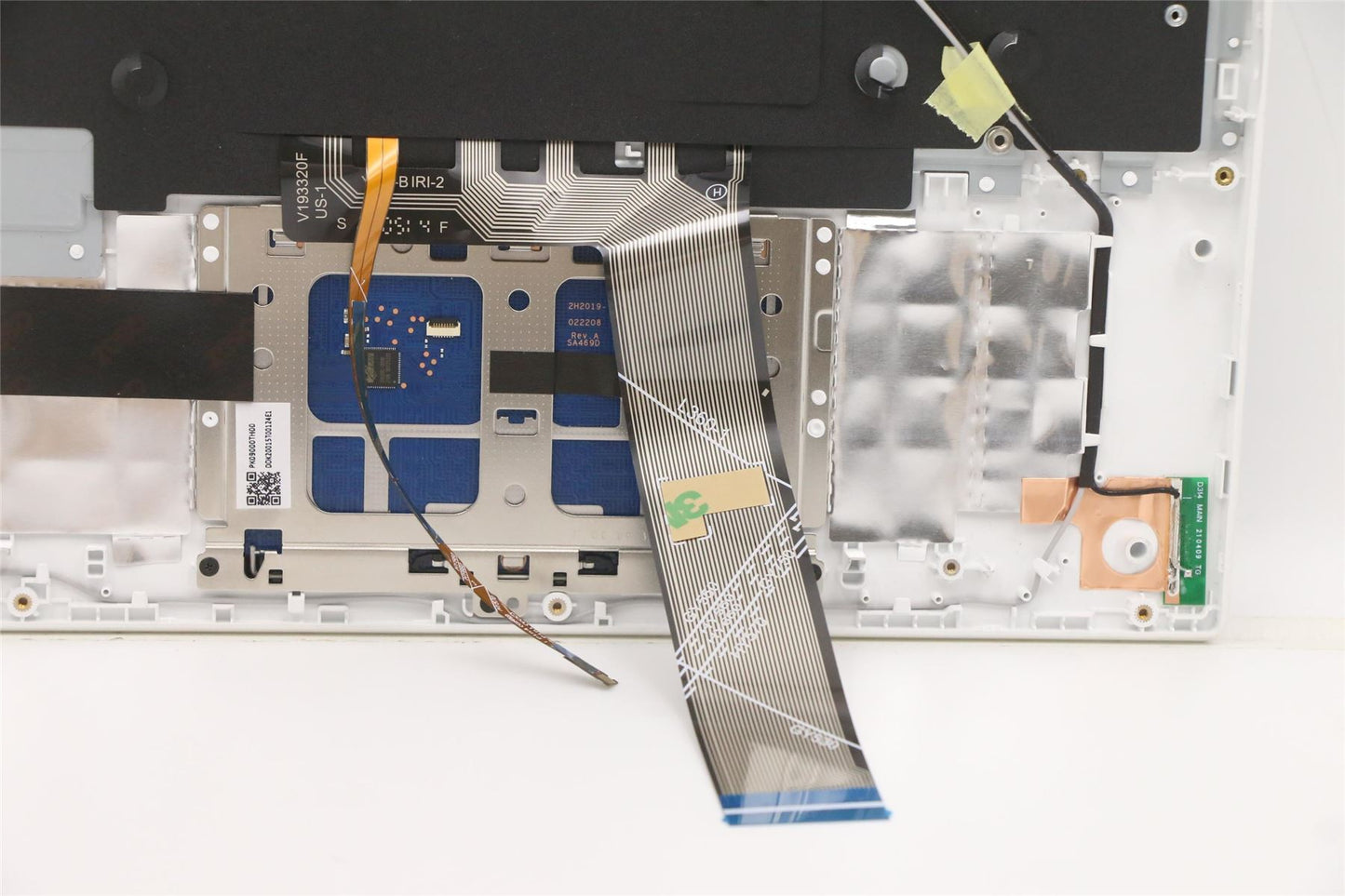 Lenovo Upper Case ASM_ENG L82JH SG BU 5CB1D05090