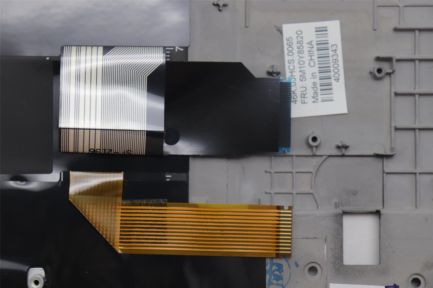 Lenovo WW C-Cvr+THAI KB ASM,CHY 5M10Y85820