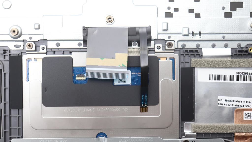 Lenovo COVER Upper Case ASM_POR L 83EQNFPAG 5CB1M46224