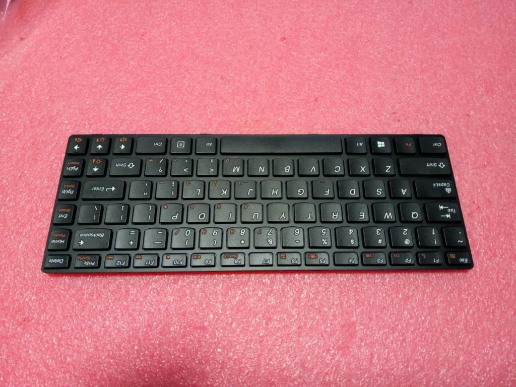 Lenovo DF T2T7 84KEY Black frame KBD W8 US English Keyboard 25209332