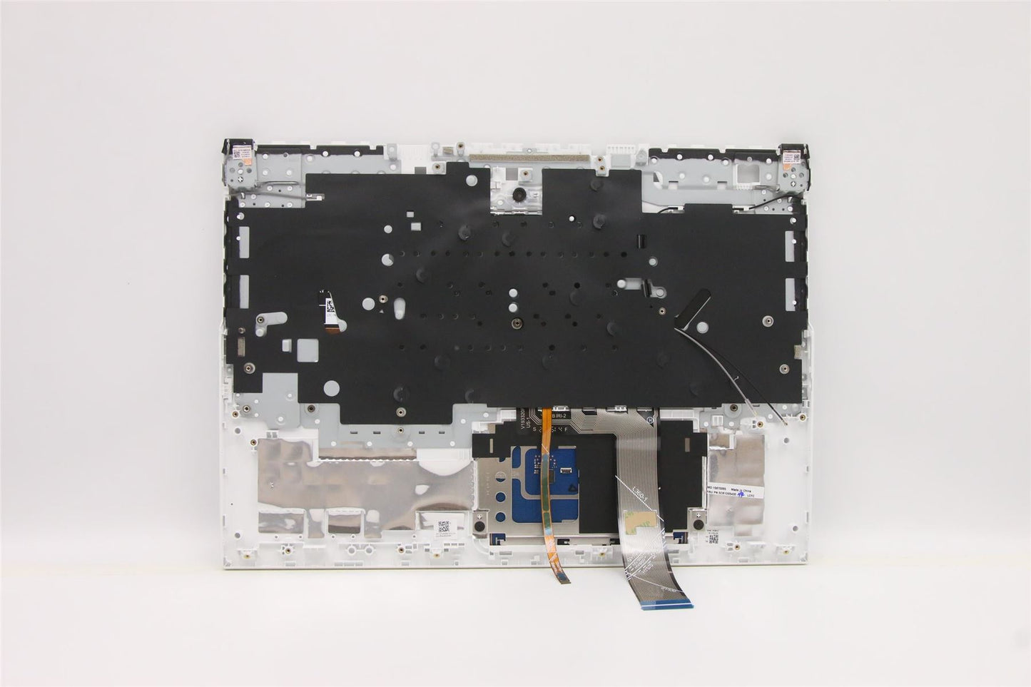 Lenovo Upper Case ASM_HBW L82JD STw/BUWRF 5CB1D05430