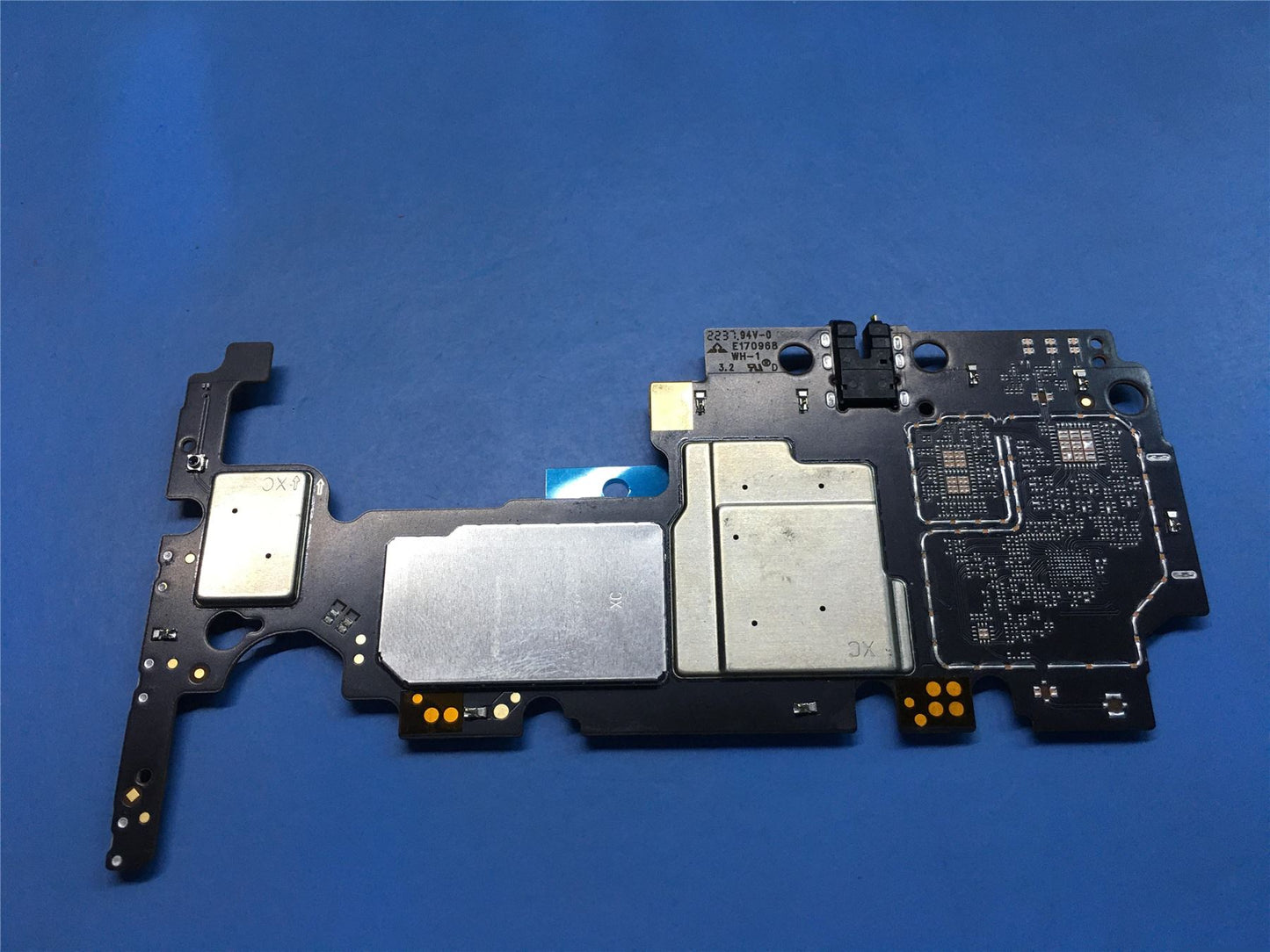 Lenovo TB300FU 3G+32G MB_GB&*26373-00152 CS 5B28C22039