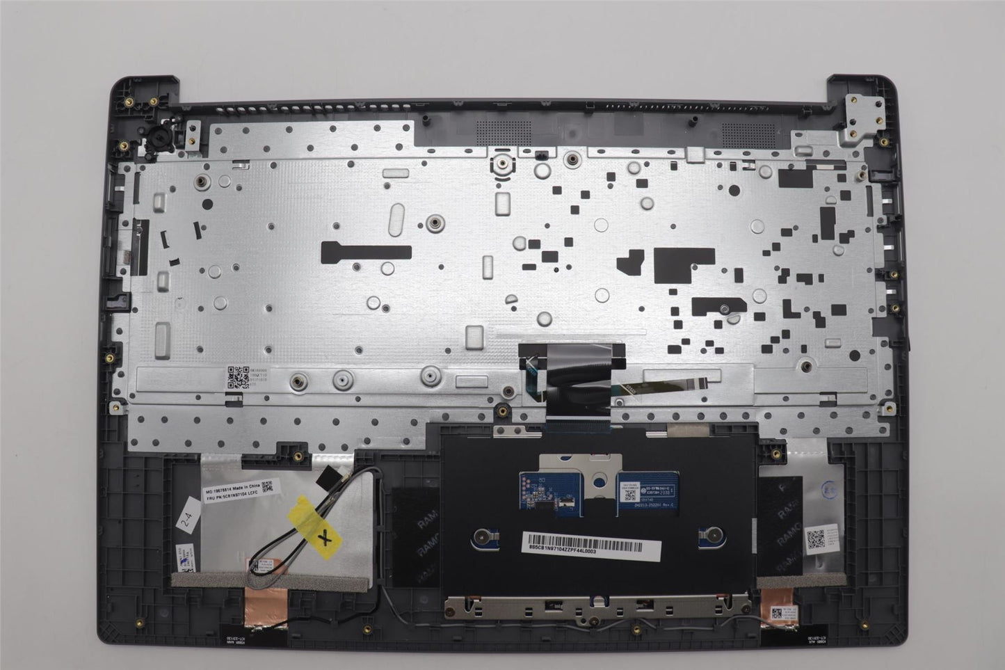 Lenovo Upper Case ASM_GER L 83E7NFP AG BL 5CB1N97104