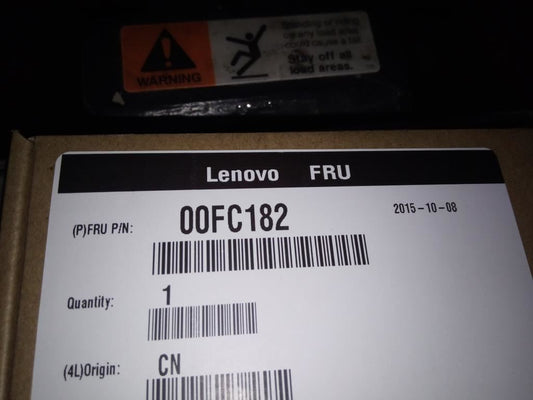 Lenovo CABLE 30u 400mm MiniSAS Cable 00FC182