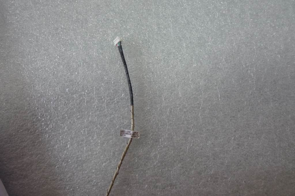 Lenovo PIWG1 CABLE-14 DC301009J00 USB Cable 31048214