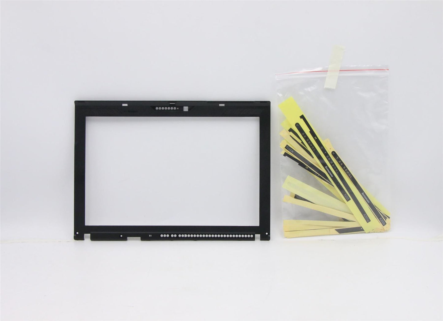 Lenovo FRU LCD BZL for WXGA 04W0360