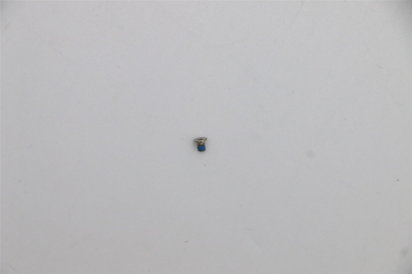 Lenovo SCREW SCREW L82BG2.0D2.5L 3.15D0.4TPVDMC 5S10S35226