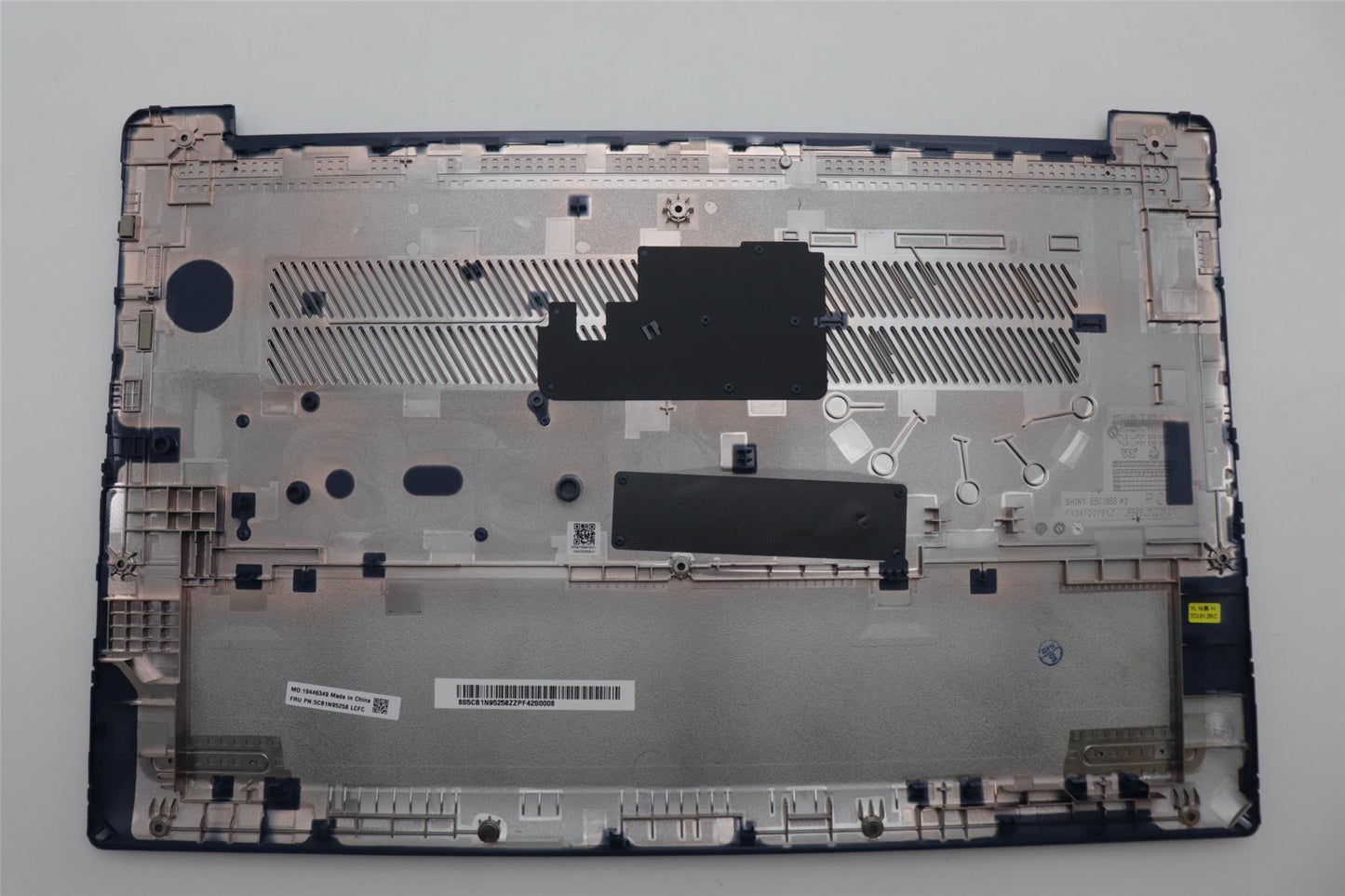 Lenovo Cover L 83E6 5CB1N95258