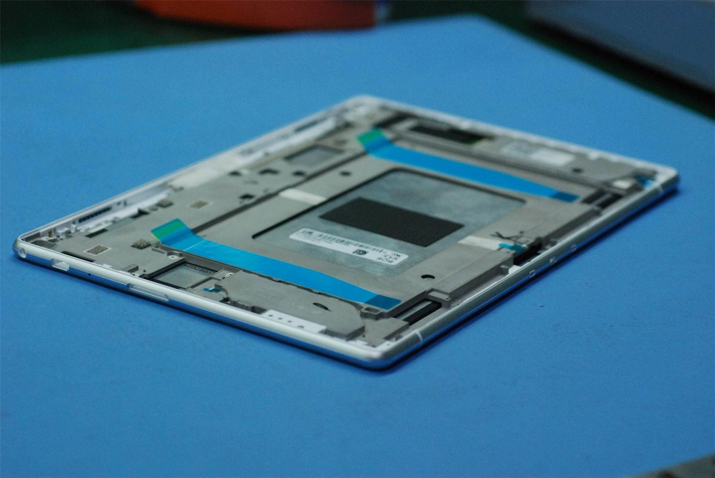 Lenovo TB-X705F TP LCM_WH&*72600100409 CS 5D68C12056
