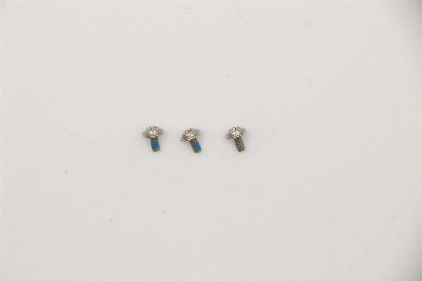 Lenovo SCREW M2 CAP L4 NYLOC 5S10U51604