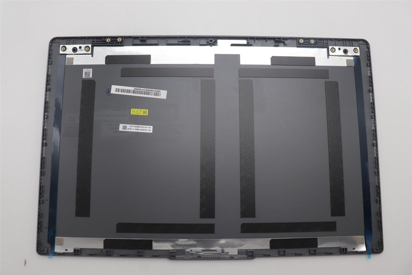 Lenovo Cover L 83E6 A_COVER AG 5CB1N95255
