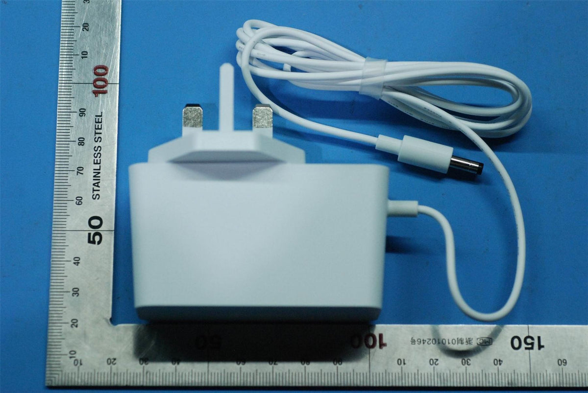 Lenovo adapter;AD30W1804;20V1.5A;UK;White AC Charger Adapter SA18C38006