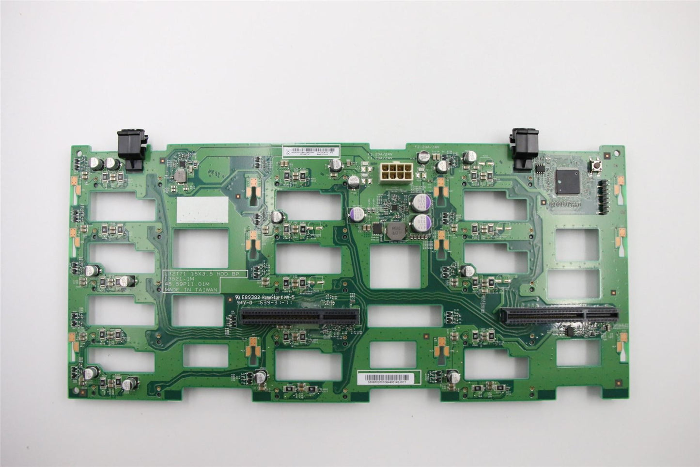 Lenovo SUBCARD 4U Tower 15x3.5 Backplane 03T8719