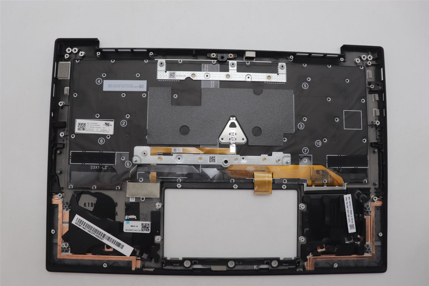 Lenovo MECH_ASM GRP_KBD_BZL_DEN_WW_DB_LTN 5M11N61198