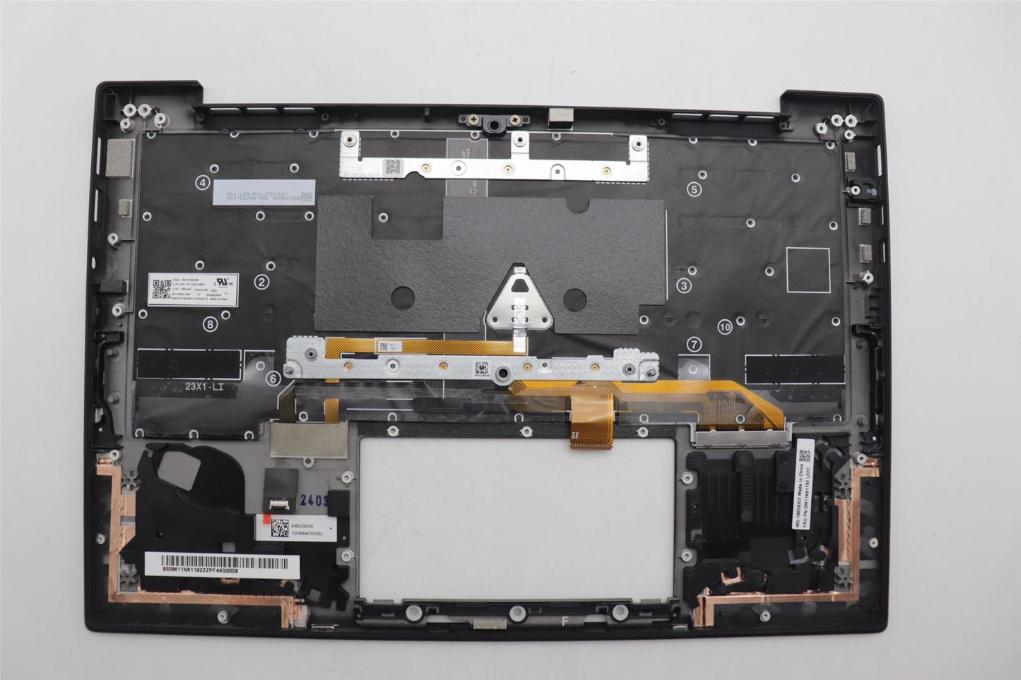 Lenovo MECH_ASM GRP_KBD_BZL_ARA_WW_DB_LTN 5M11N61192
