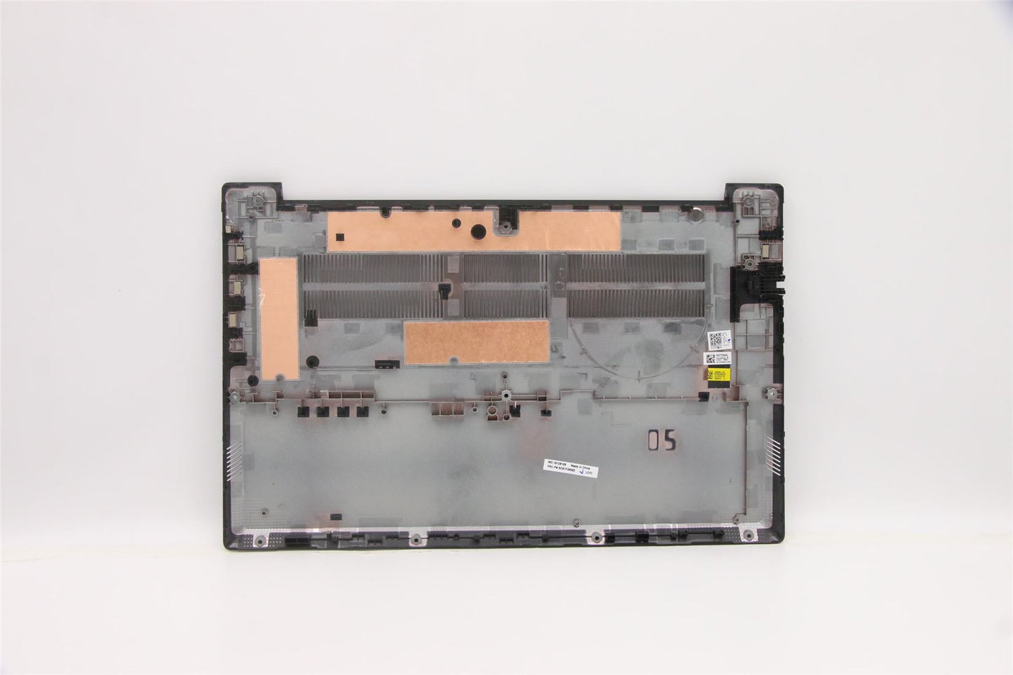 Lenovo Lower Case L 82QY WO/HD 5CB1F36583
