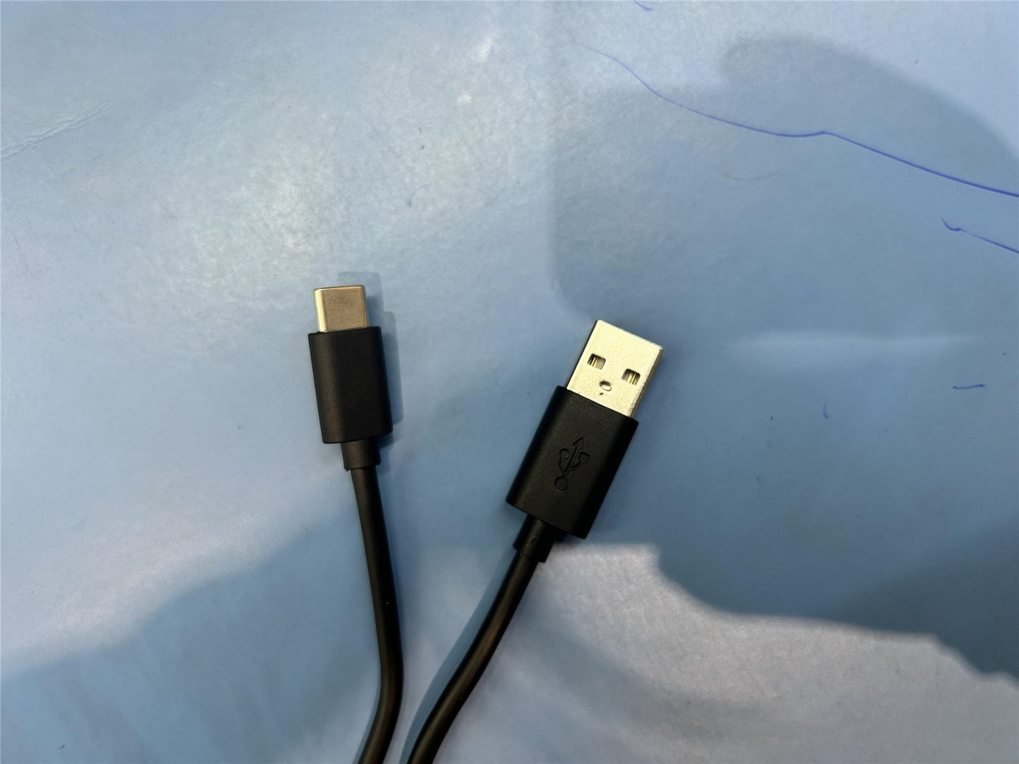 Lenovo 5C18C21958 TB300 USB Cabel&*61004-01085 CS