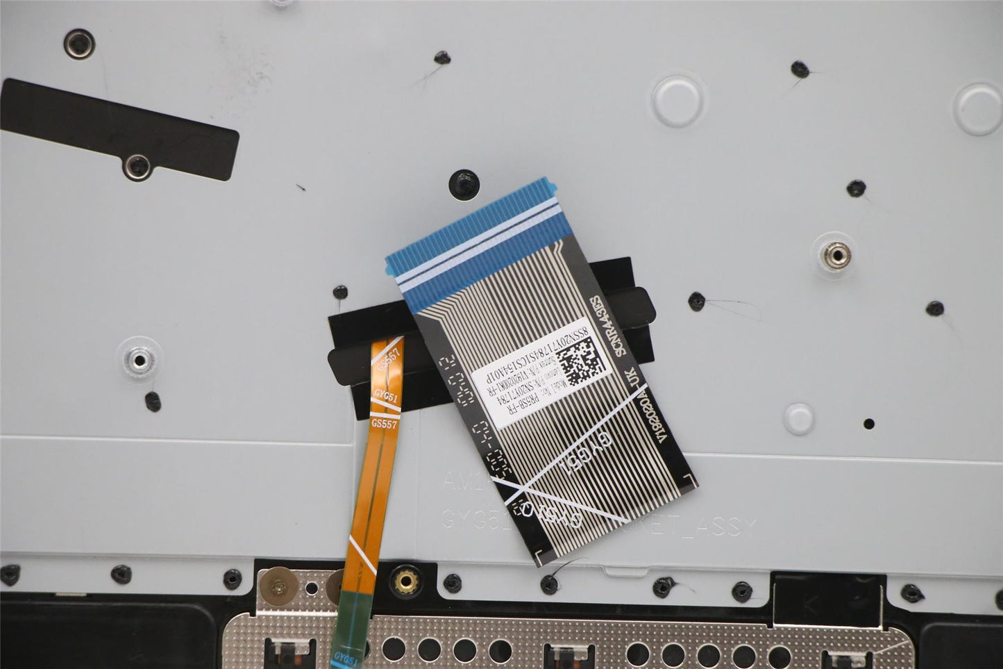 Lenovo Upper Case ASM_FRA L82BJ DM 5CB1A22433