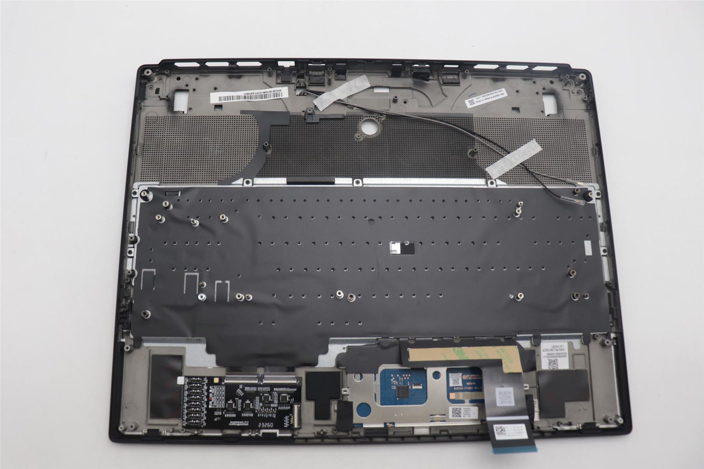 Lenovo Upper Case ASM_POR L 83G0W/SCW 5CB1M72391