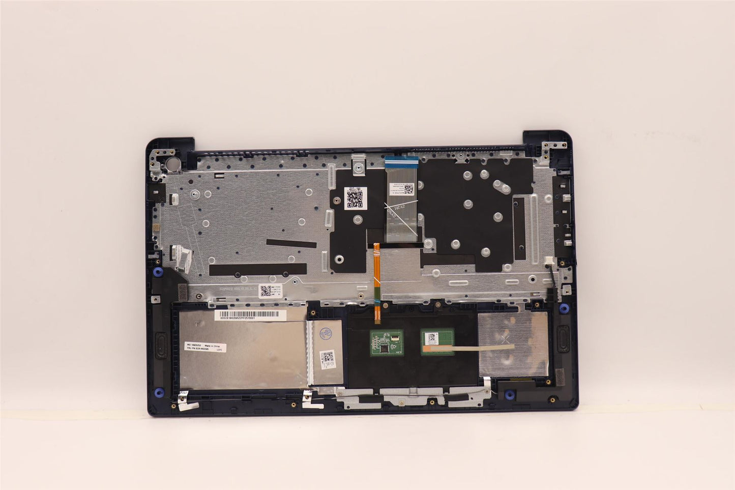 Lenovo Upper Case ASM_UKE L82H8FPABBL 5CB1B62095