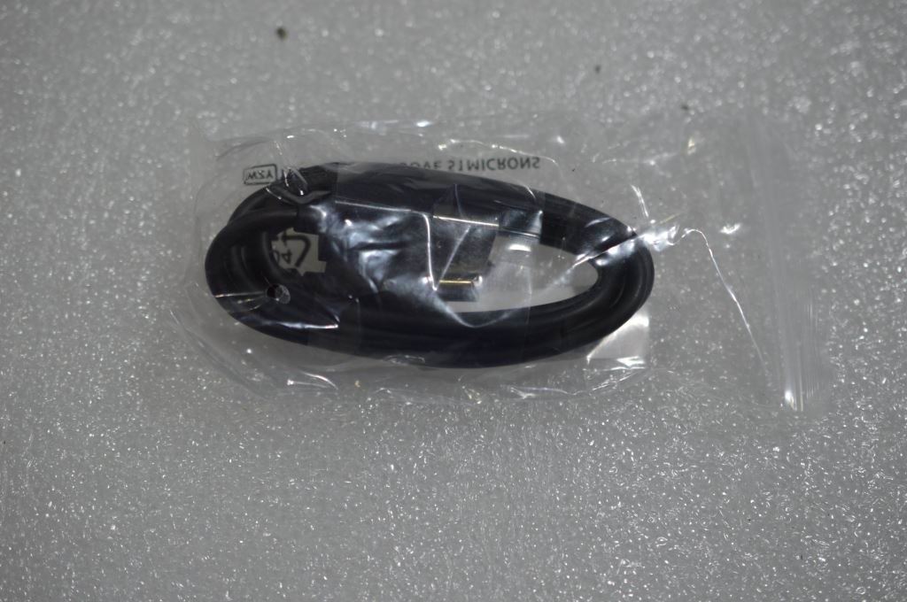 Lenovo AR-7561N USB Cable&*209000300597 CS 5C18C09422