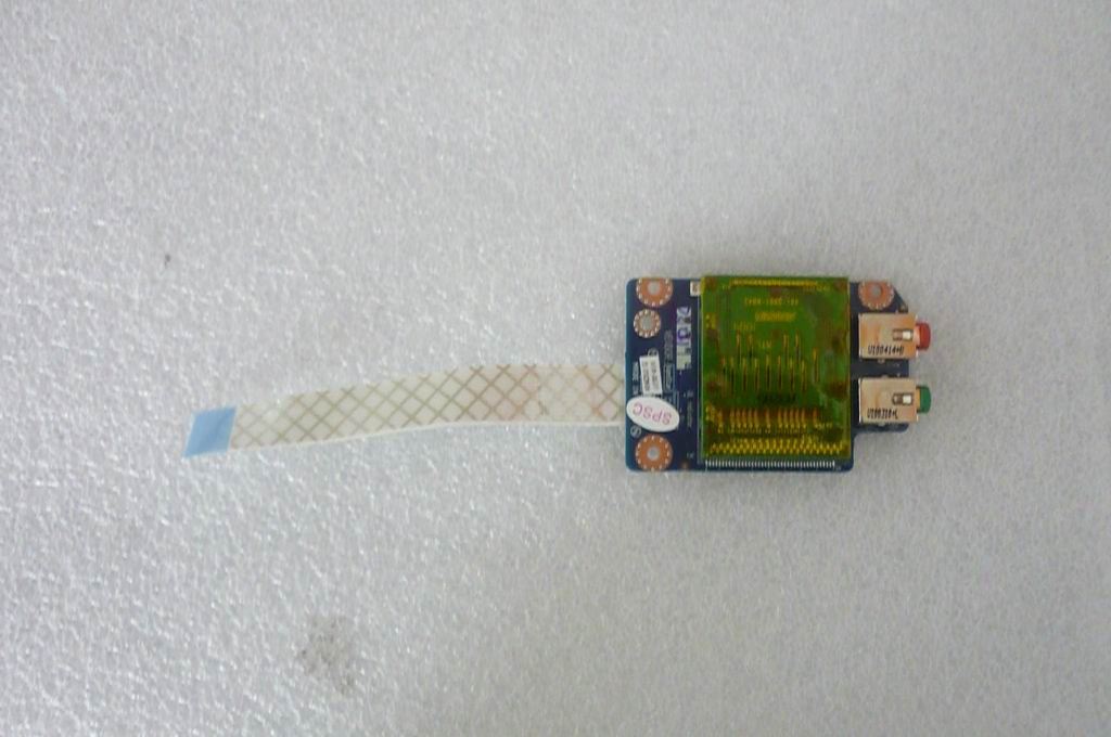 Lenovo NIWE2 READER-15.6 Card Reader Board 11011875
